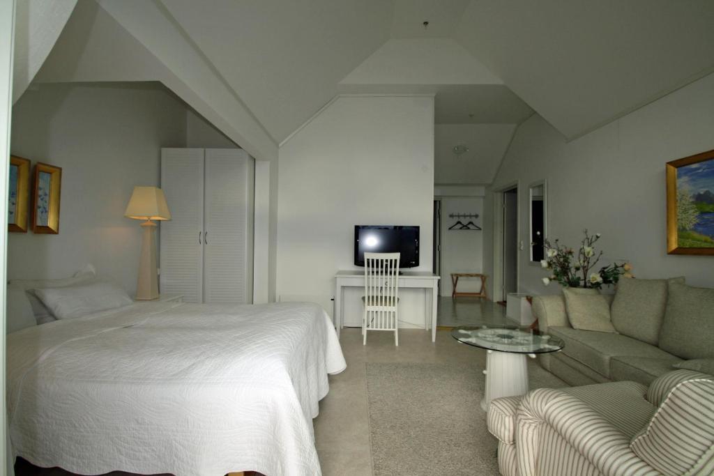 Sunde Fjord Hotel, Free And Easy Parking Solavagen Quarto foto